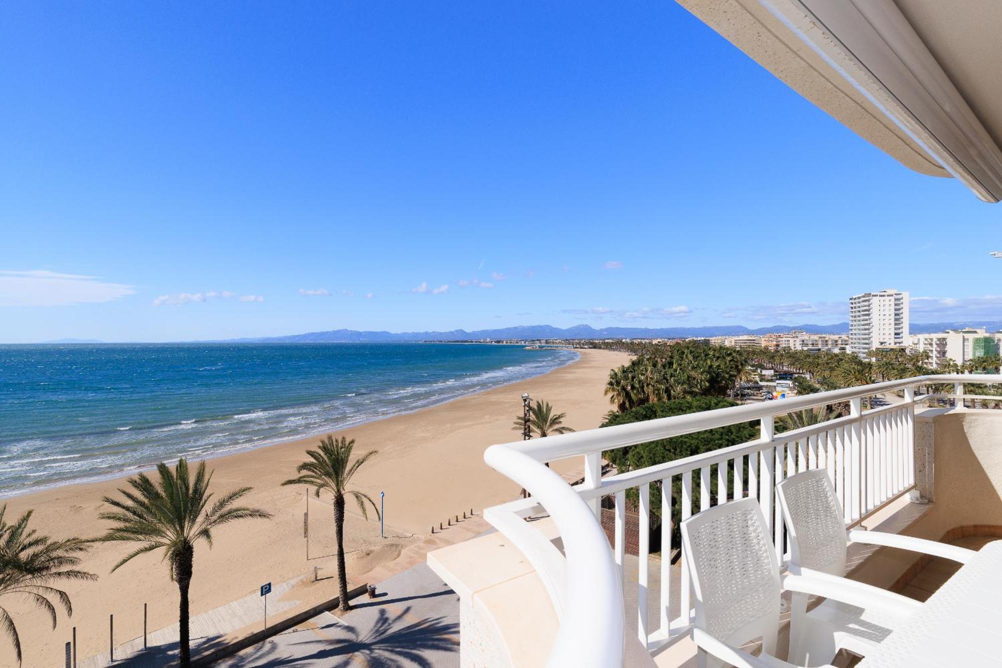 Uhc Santillana Family Complex Salou Buitenkant foto